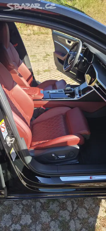 Audi S6 Avant